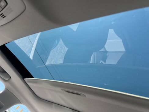 Used 2011 Lexus ES 350 image 25