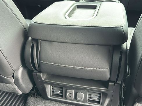 Used 2020 Chevrolet Silverado 1500 LT w/ All-Star Edition image 23