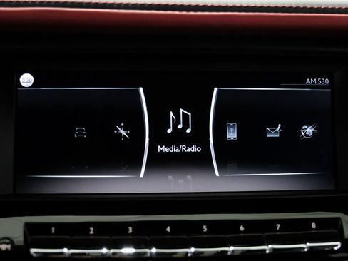 Used 2023 Rolls-Royce Cullinan Black Badge image 28