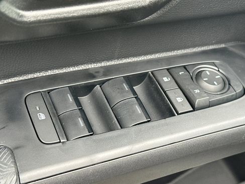 New 2026 Toyota Tacoma SR5 image 12