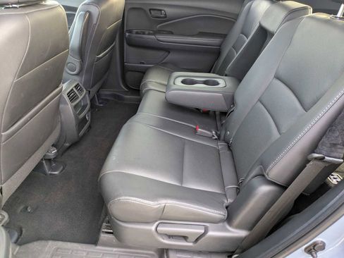 Certified 2023 Honda Passport EX-L image 19