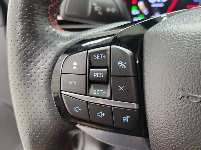 Used 2025 Ford Explorer ST-Line w/ ST-Line Street Pack AWD/4WD image 25