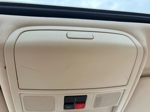 Used 2014 Volkswagen Passat 1.8T SEL Premium image 28