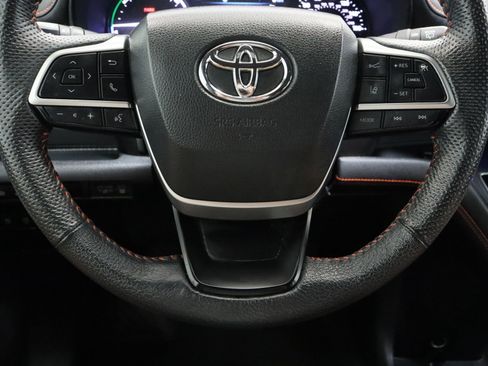 Certified 2024 Toyota Sienna XSE AWD/4WD image 26