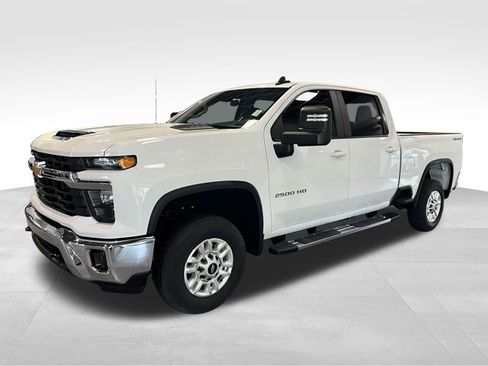 Certified 2025 Chevrolet Silverado 2500 LT w/ Convenience Package image 3