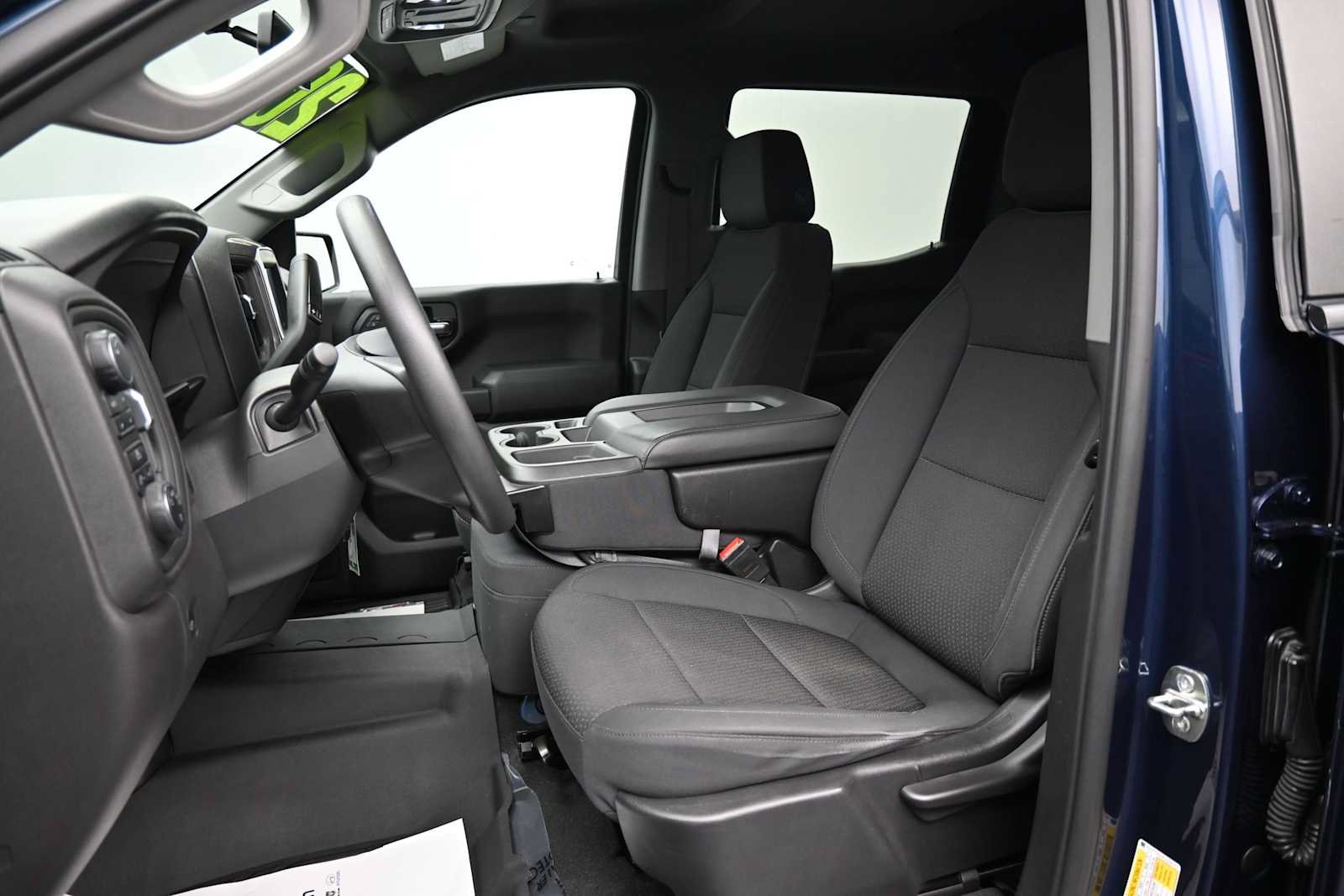 Used 2020 Chevrolet Silverado 1500 Custom Trail Boss w/ Custom Convenience Package AWD/4WD image 12