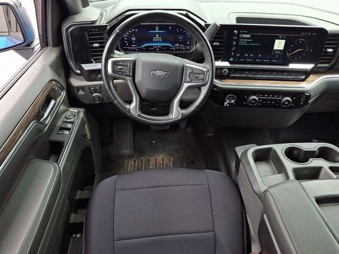 Used 2023 Chevrolet Silverado 1500 RST w/ Z71 Off-Road Package AWD/4WD image 17