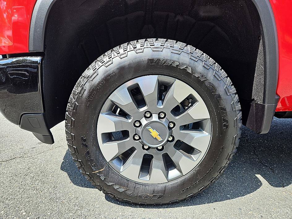 New 2026 Chevrolet Silverado 2500 Custom AWD/4WD image 9