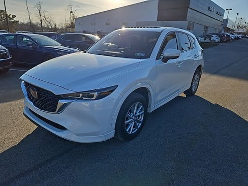 Used 2024 MAZDA CX-5 AWD 2.5 S w/ Preferred Package image 3