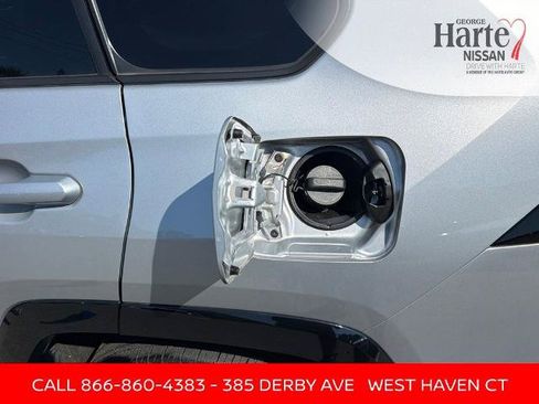 Used 2024 Toyota RAV4 XSE w/ Advanced Technology Package AWD/4WD image 30
