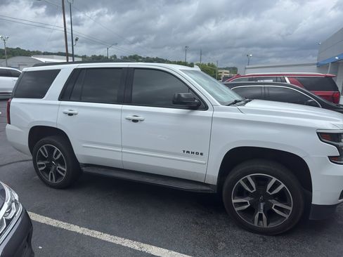 Used 2019 Chevrolet Tahoe Premier AWD/4WD image 2
