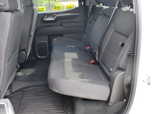New 2026 GMC Sierra 1500 Elevation w/ LPO, Elevation Black Package AWD/4WD image 25
