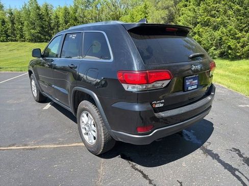 Used 2020 Jeep Grand Cherokee Laredo w/ All-Weather Capability Group AWD/4WD image 4