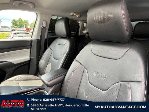 Used 2022 Jeep Compass Limited AWD/4WD image 8