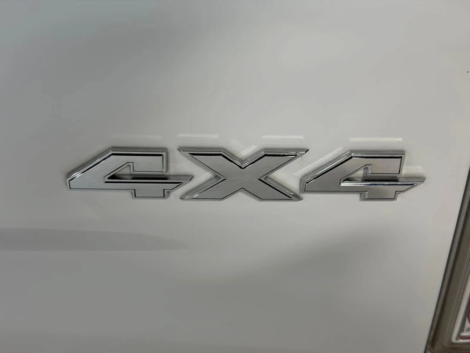 Used 2015 RAM 1500 Laramie w/ Convenience Group AWD/4WD image 13