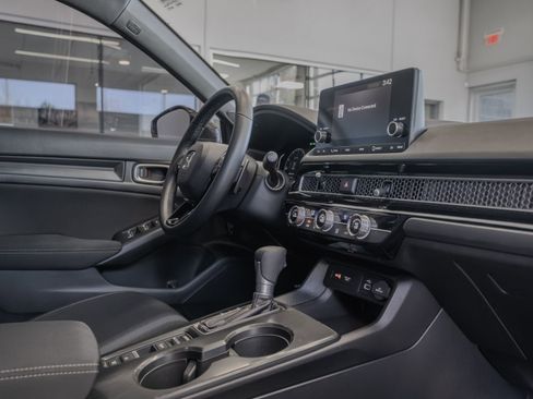 Used 2024 Honda Civic Sport image 18