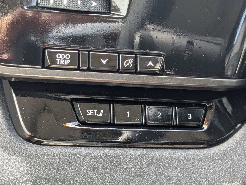 Used 2024 Lexus RX 350 w/ Convenience Package AWD/4WD image 32