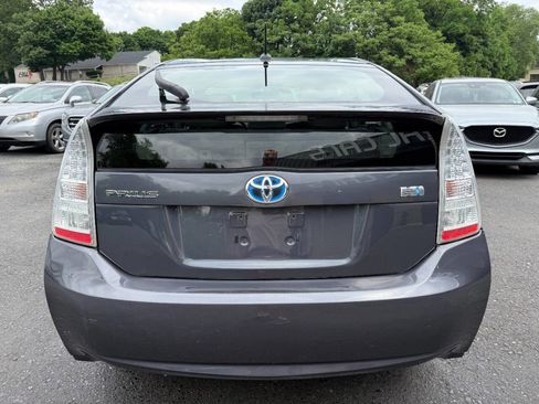 Used 2014 Toyota Prius Two FWD image 6