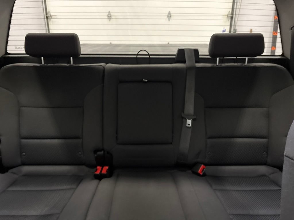 Used 2018 Chevrolet Silverado 1500 LT w/ All Star Edition AWD/4WD image 32