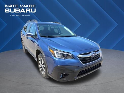 Used 2020 Subaru Outback Premium AWD/4WD image 1