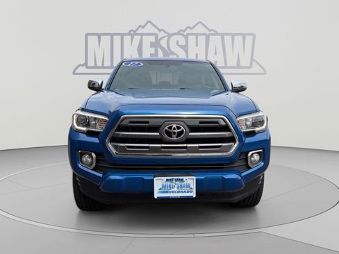 Used 2017 Toyota Tacoma Limited w/ Tow Package AWD/4WD image 8
