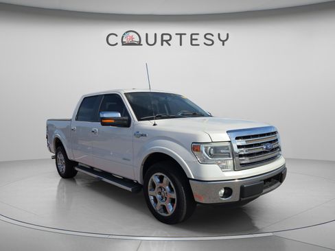 Used 2014 Ford F150 King Ranch w/ King Ranch Luxury Package image 3