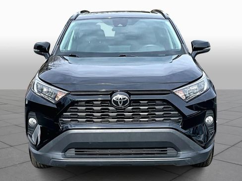 Certified 2021 Toyota RAV4 XLE w/ Convenience Package image 3