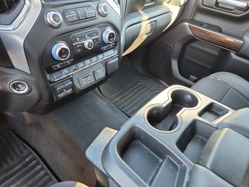 Used 2021 GMC Sierra 1500 SLE w/ X31 Off-Road Package image 19