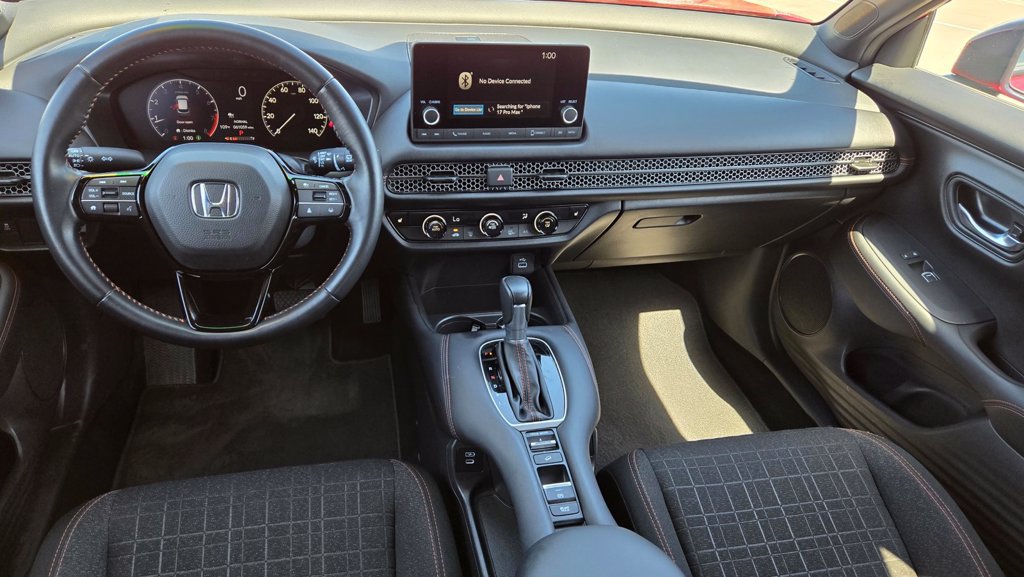 Used 2025 Honda HR-V Sport image 12