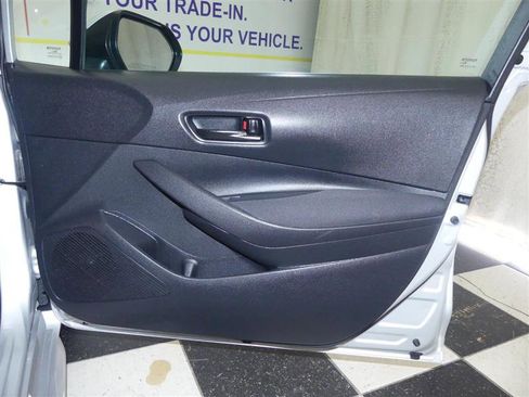 Used 2024 Toyota Corolla LE image 21