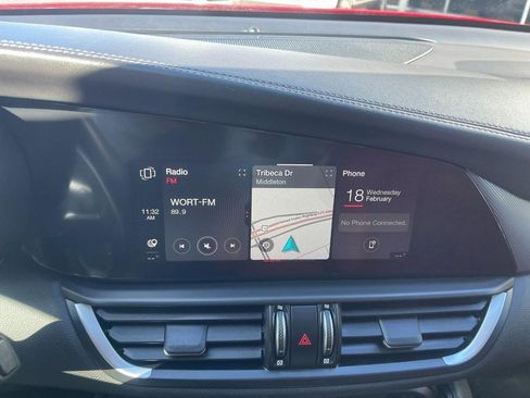 Used 2022 Alfa Romeo Giulia Veloce image 28