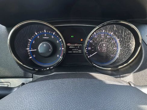 Used 2013 Hyundai Sonata GLS w/ Popular Equipment Pkg FWD image 11