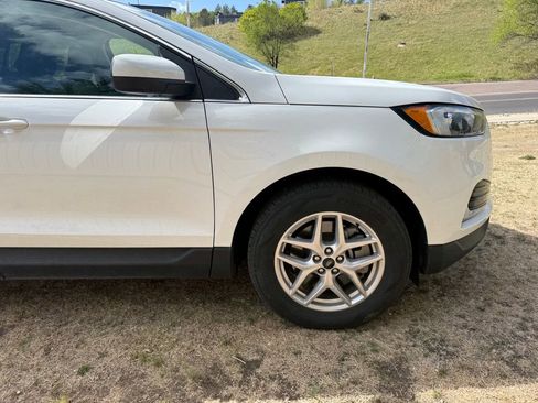 Used 2024 Ford Edge SEL image 31