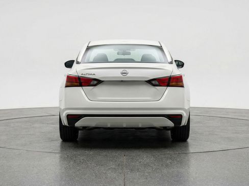 Used 2025 Nissan Altima 2.5 SV image 7