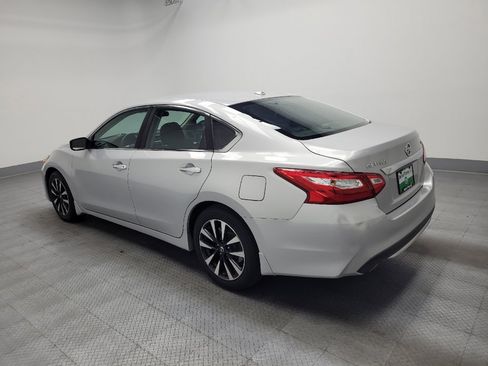 Used 2017 Nissan Altima 2.5 SV image 3