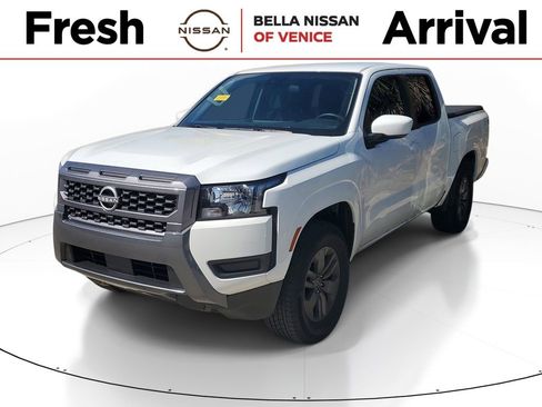 Certified 2025 Nissan Frontier SV RWD image 1