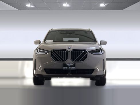 Used 2026 BMW X3 xDrive30i w/ Convenience Package AWD/4WD image 5