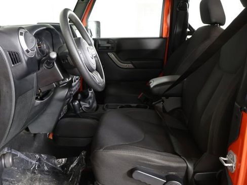 Used 2015 Jeep Wrangler Sport image 20