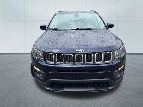 Used 2018 Jeep Compass Latitude w/ Popular Equipment Group AWD/4WD image 6