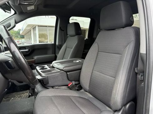 Used 2019 GMC Sierra 1500 SLE w/ SLE Value Package AWD/4WD image 16