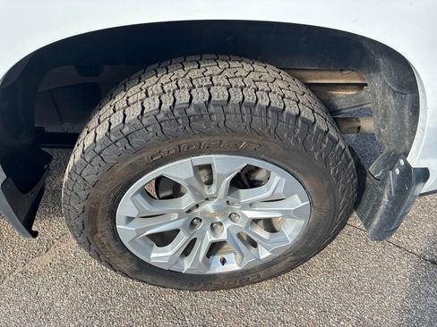 Used 2022 Chevrolet Silverado 1500 LTZ AWD/4WD image 10