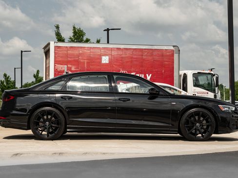 Certified 2022 Audi A8 L 3.0T AWD/4WD image 3