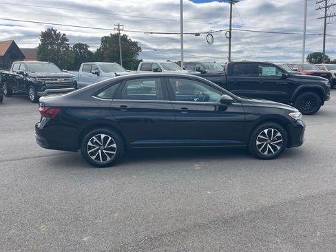 Used 2024 Volkswagen Jetta S image 6