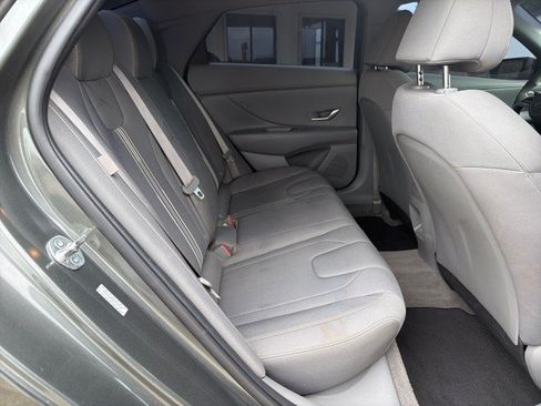 Used 2024 Hyundai Elantra SEL FWD image 26