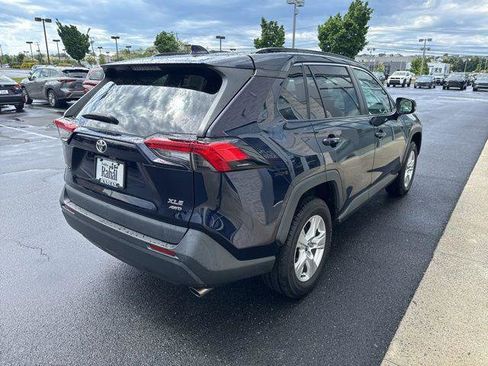 Certified 2020 Toyota RAV4 XLE w/ All Weather Liner Package AWD/4WD image 5
