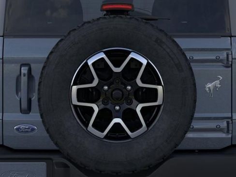 New 2025 Ford Bronco Outer Banks image 24