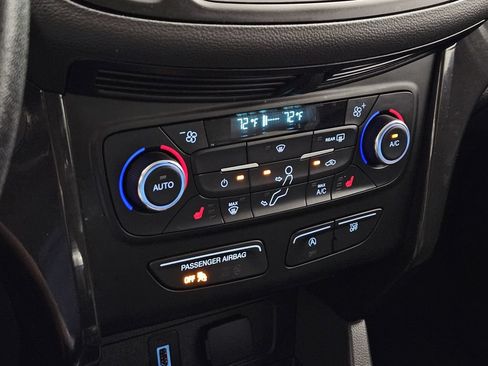 Used 2017 Ford Escape Titanium FWD image 15