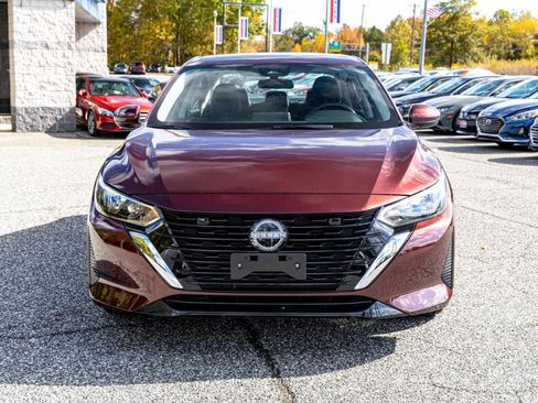 Used 2024 Nissan Sentra SV image 2
