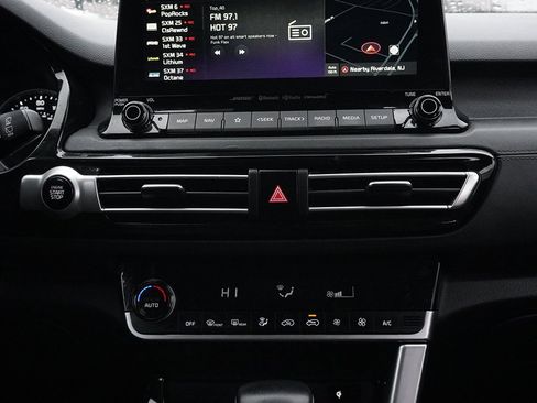 Used 2021 Kia Seltos SX image 43