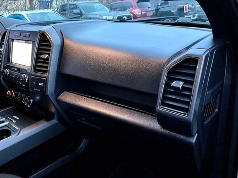 Used 2018 Ford F150 XLT w/ Equipment Group 302A Luxury image 16